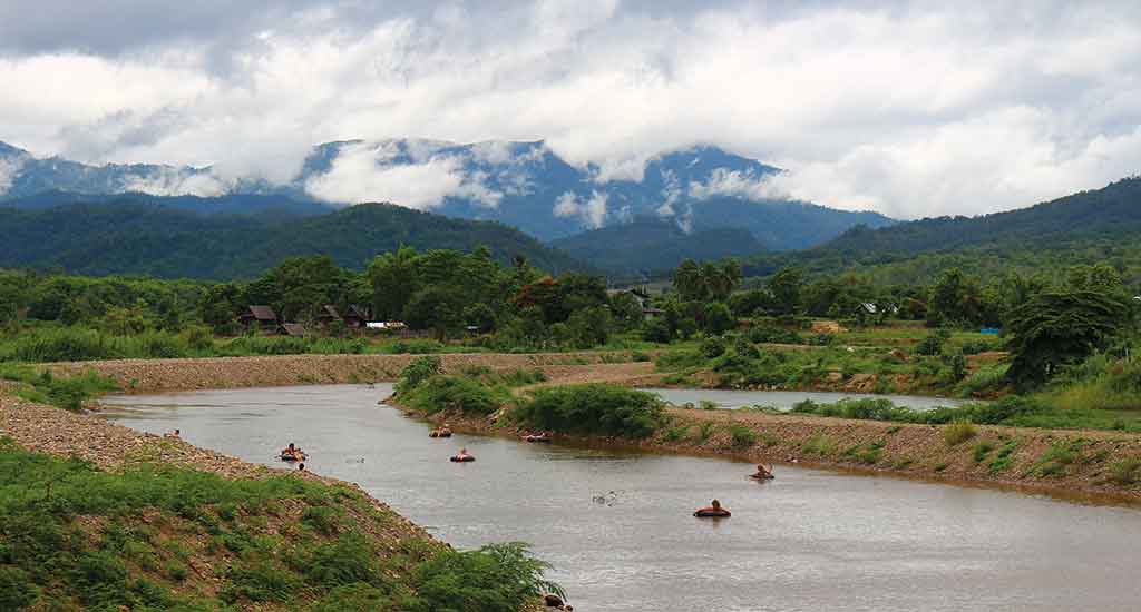 2024 Leitfaden für betrunkenes Tubing in Pai – Thailand Reisender