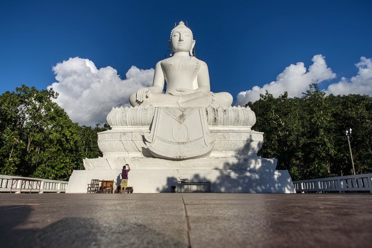 Chedi Phra That Mae Yen