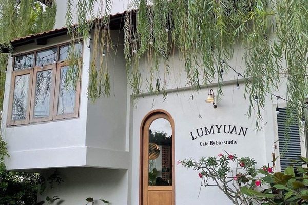 Lumayuan Cafe