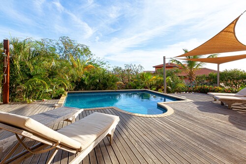 Luxuriöse Villa mit Panoramablick auf das Meer