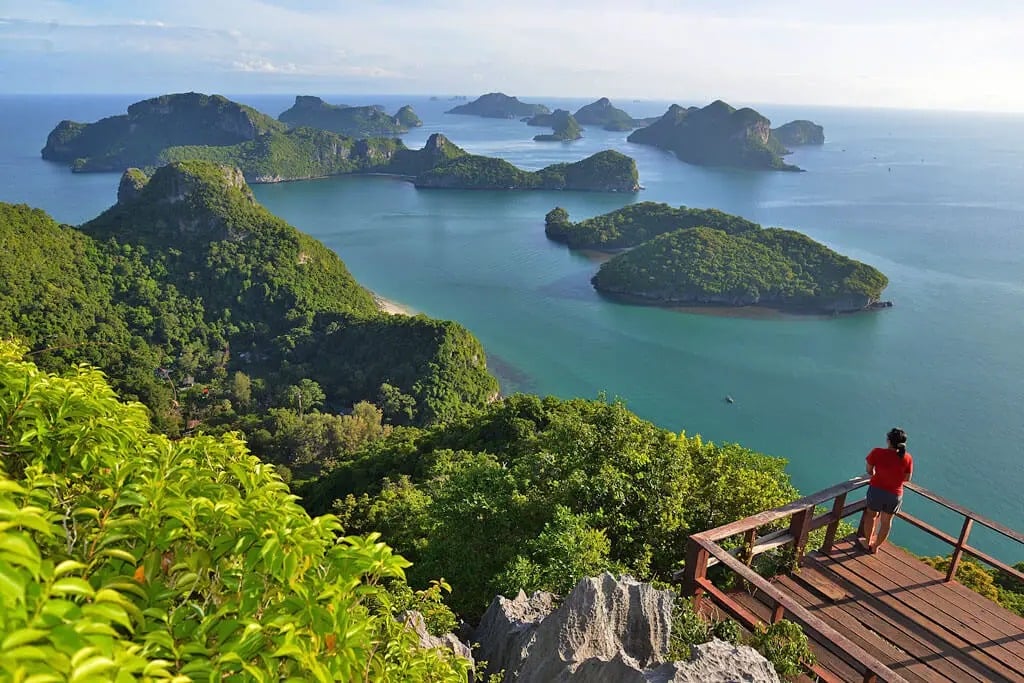 Machen Sie einen Tagesausflug zum Ang Thong Nationalpark