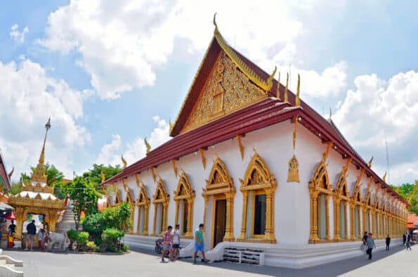 Wat Chana Songkhram