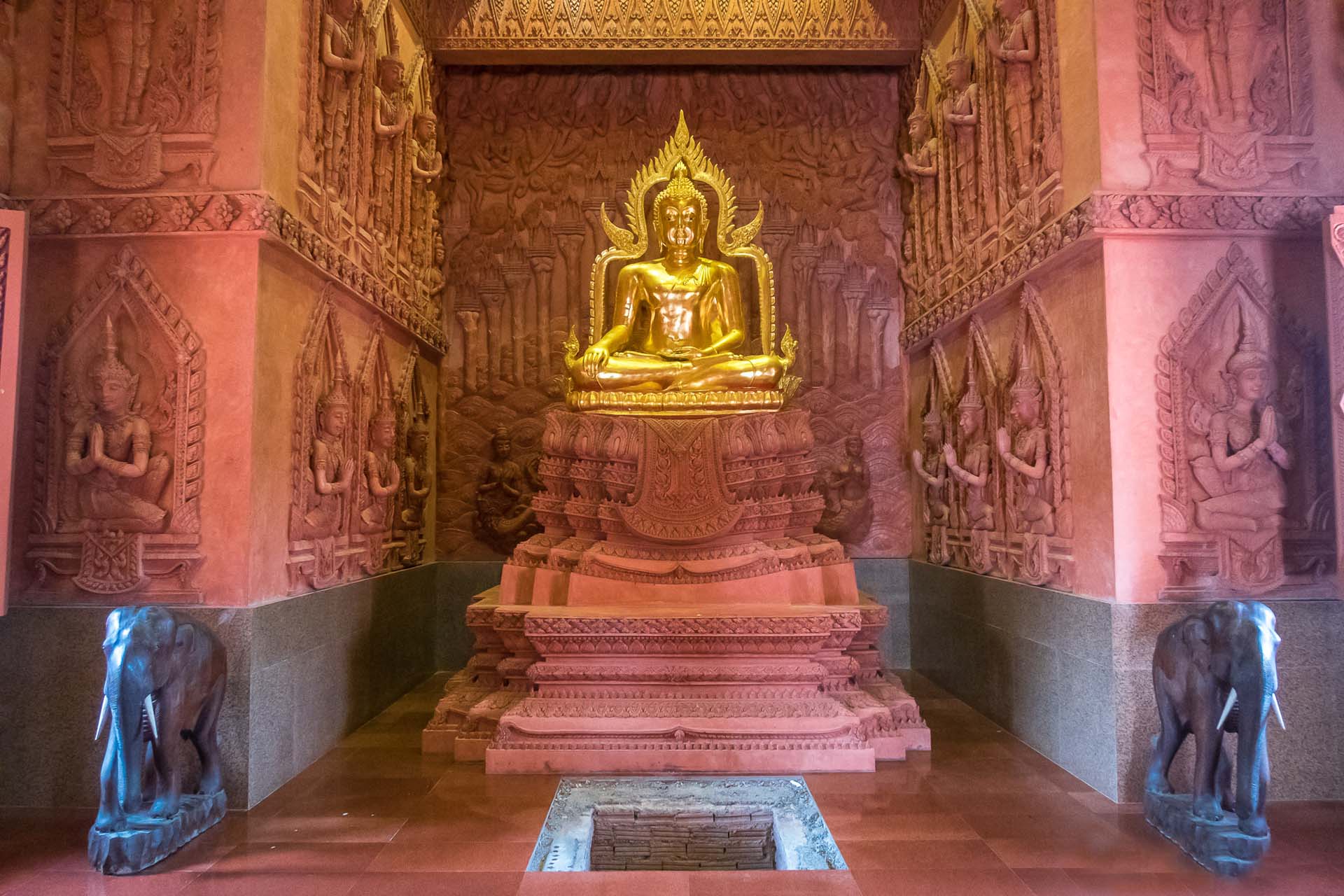 Wat Ratchathammaram