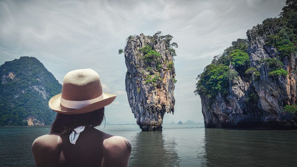 James Bond Insel entlarvt: Aufregungen, Stürze und verborgene Pfade