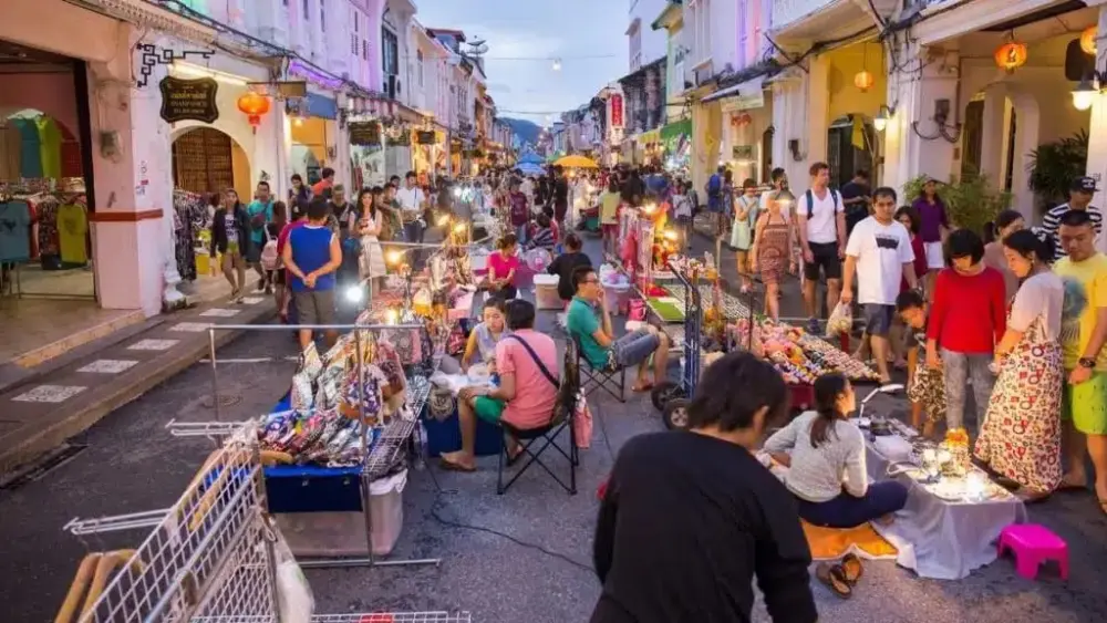 Sunday Walking Street Market